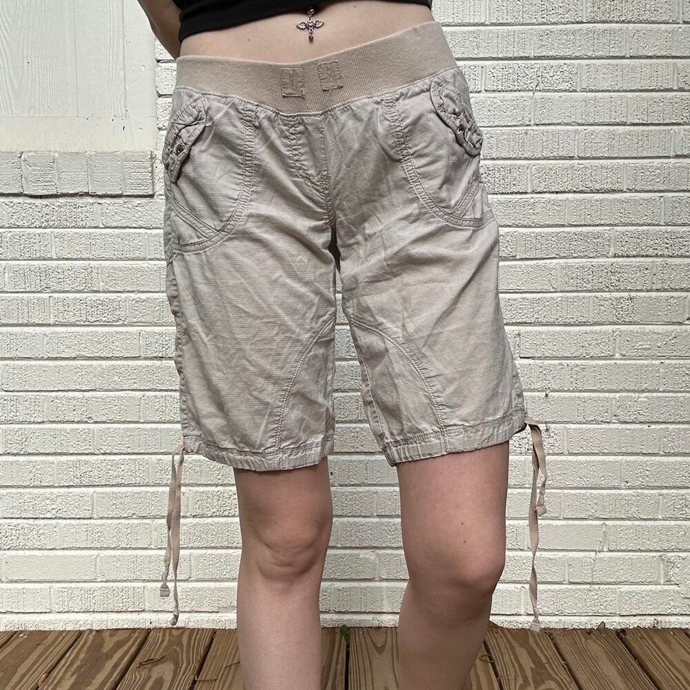 Union Bay Y2K Lowrise Cargo Cropped Shorts